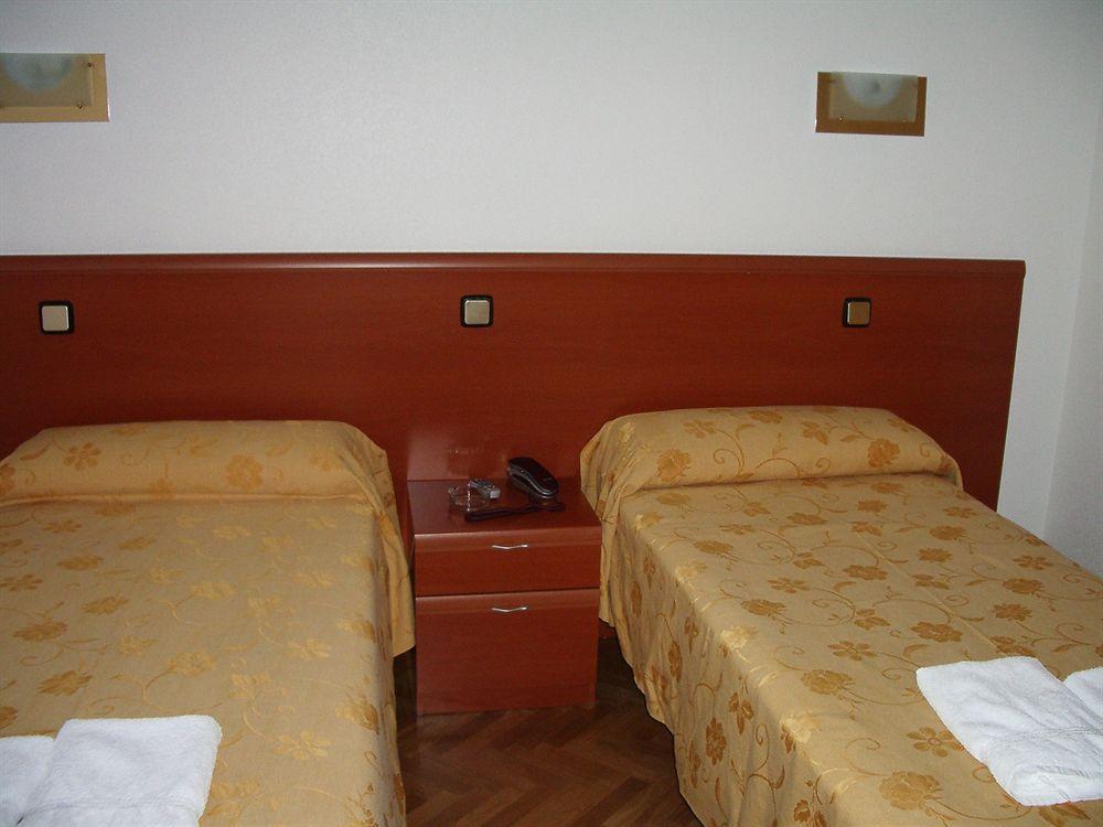 Hostal Jerez Madrid Dış mekan fotoğraf