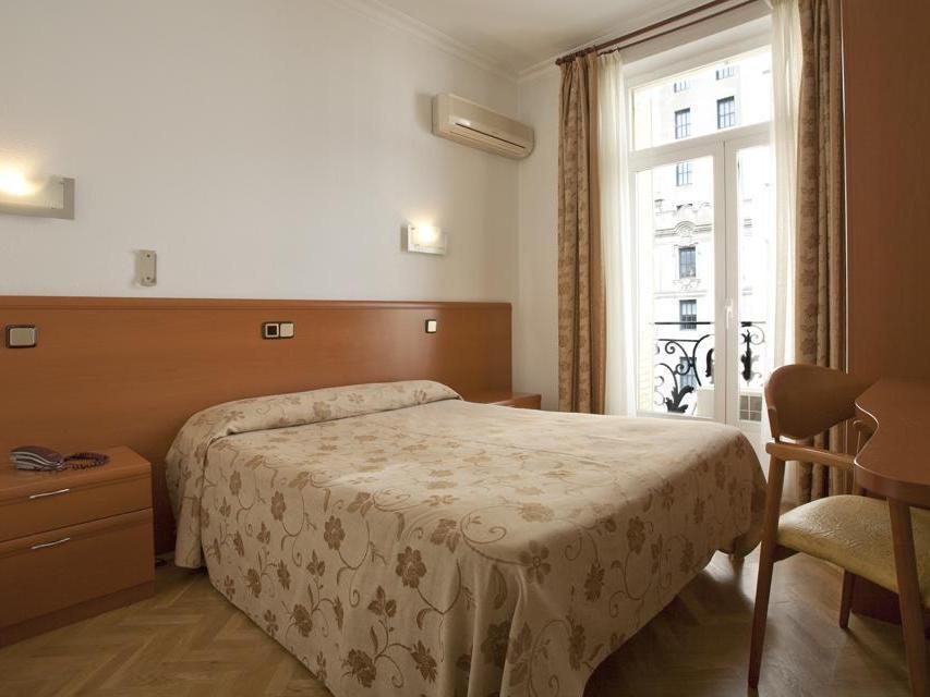 Hostal Jerez Madrid Dış mekan fotoğraf