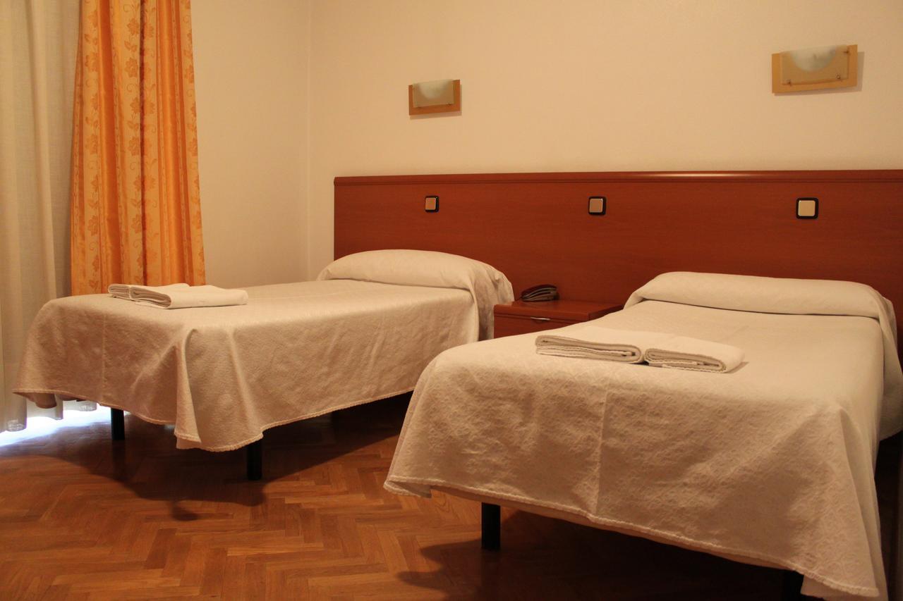 Hostal Jerez Madrid Dış mekan fotoğraf