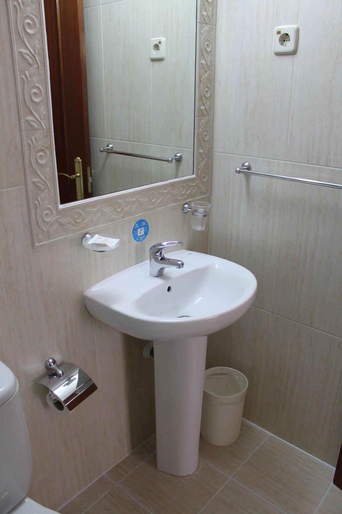 Hostal Jerez Madrid Dış mekan fotoğraf