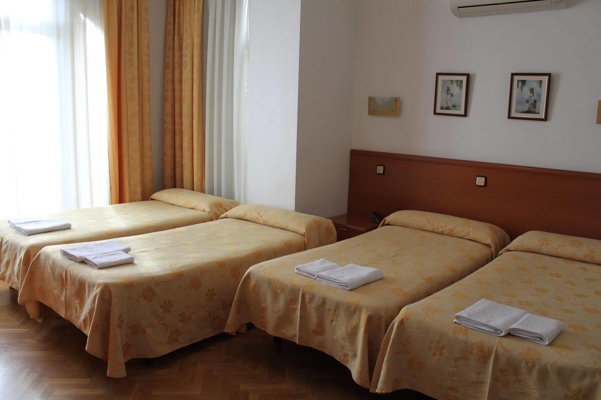 Hostal Jerez Madrid Dış mekan fotoğraf