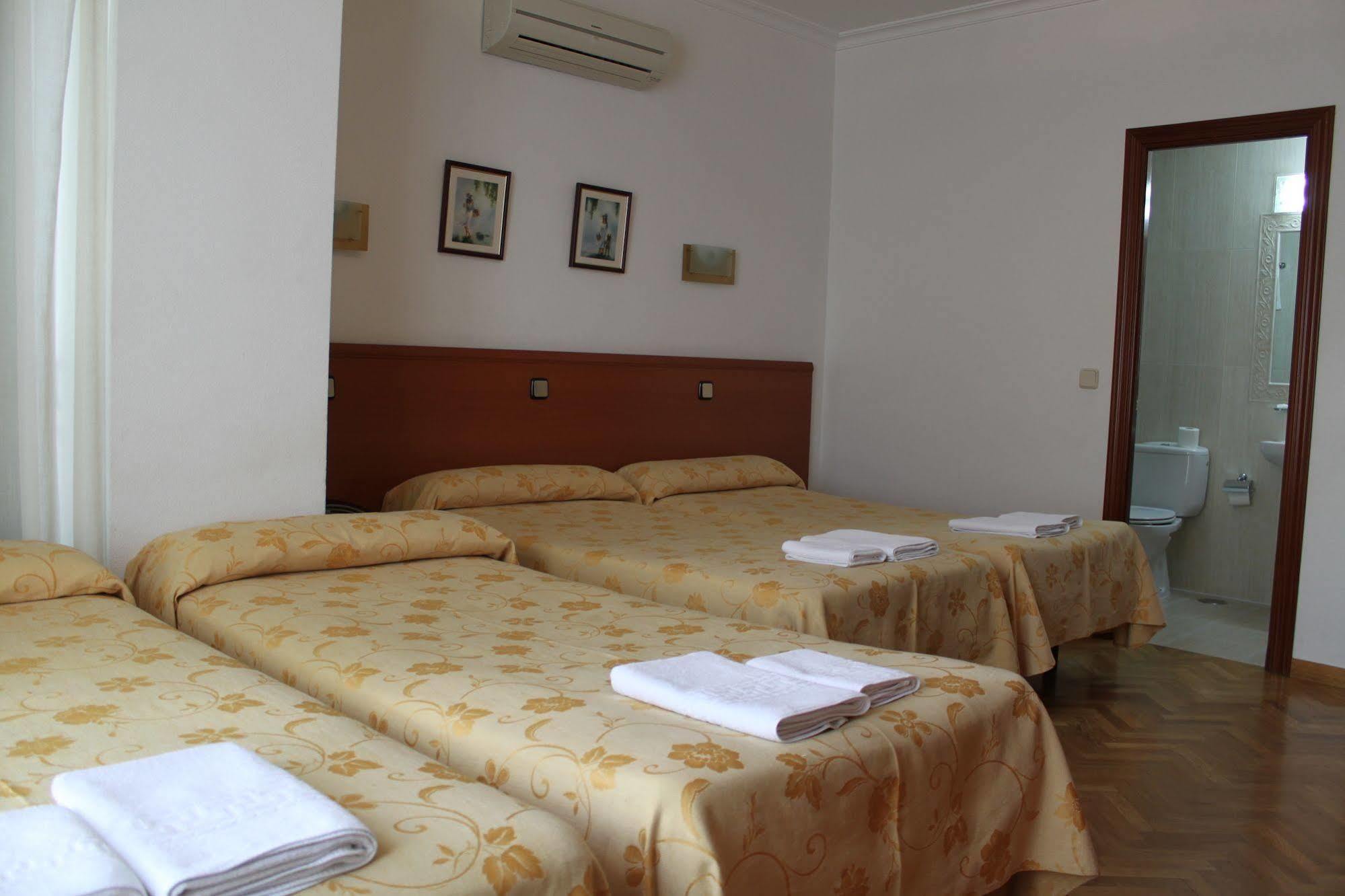 Hostal Jerez Madrid Dış mekan fotoğraf